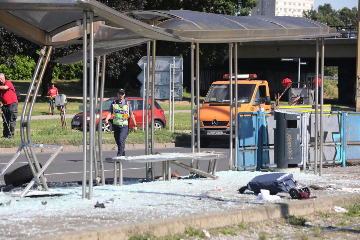 Zagreb: Autom pokupio tramvajsku stanicu i pješake, više ljudi ozlijeđeno