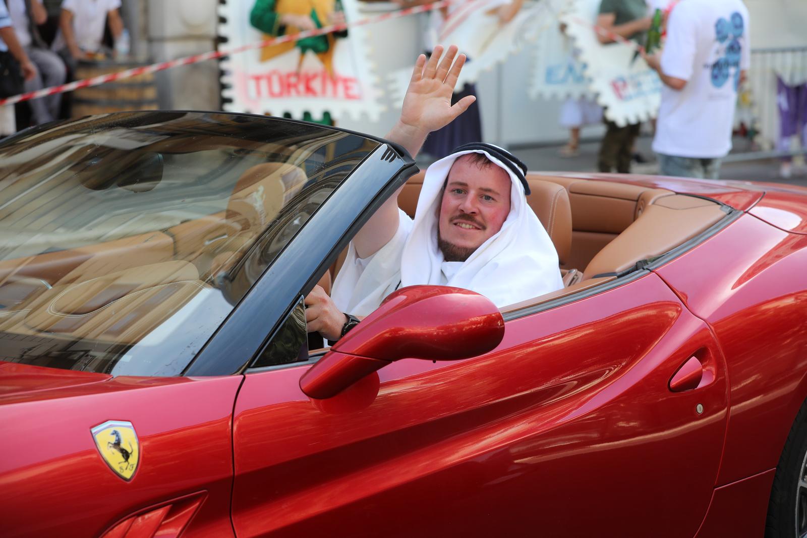 U Rijeci velika ljetna karnevalska povorka