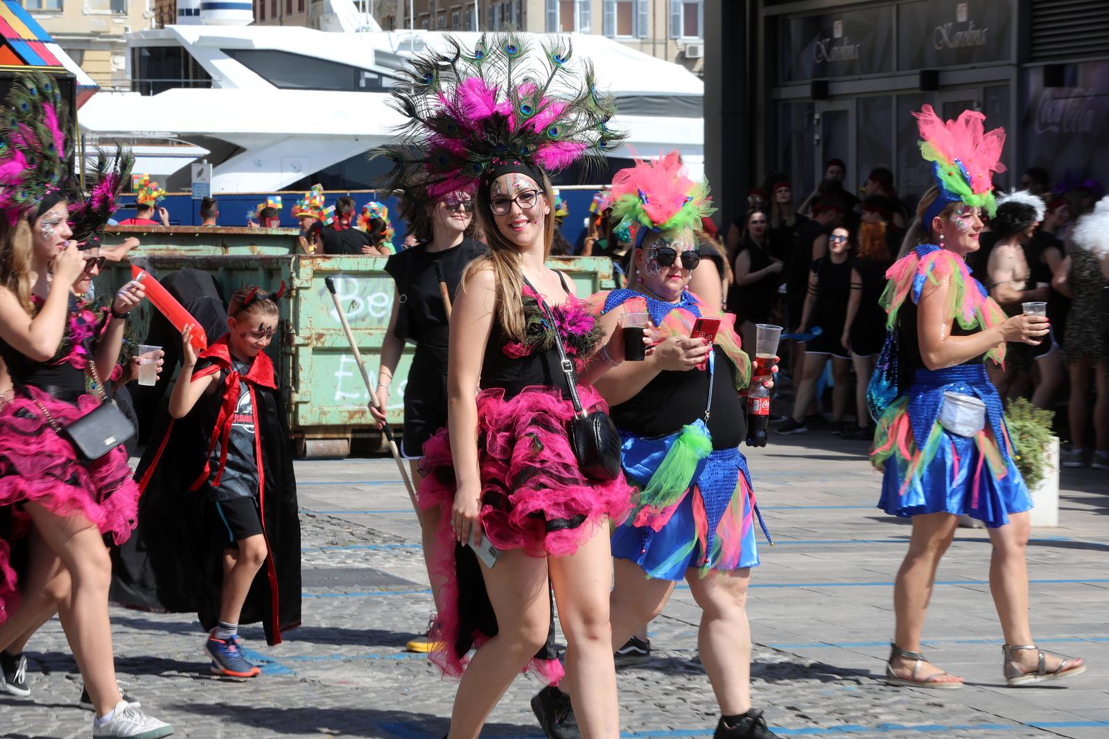 U Rijeci velika ljetna karnevalska povorka