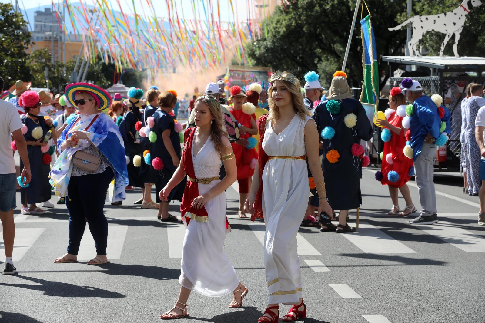 U Rijeci velika ljetna karnevalska povorka