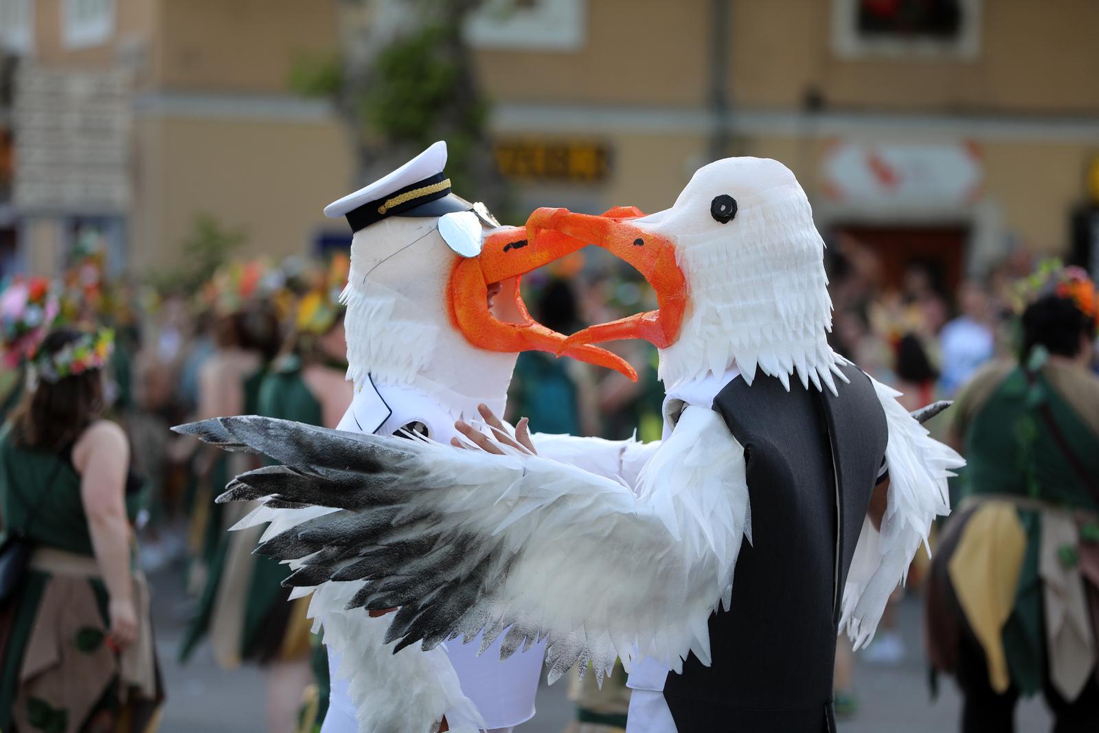 U Rijeci velika ljetna karnevalska povorka U Rijeci velika ljetna karnevalska povorka