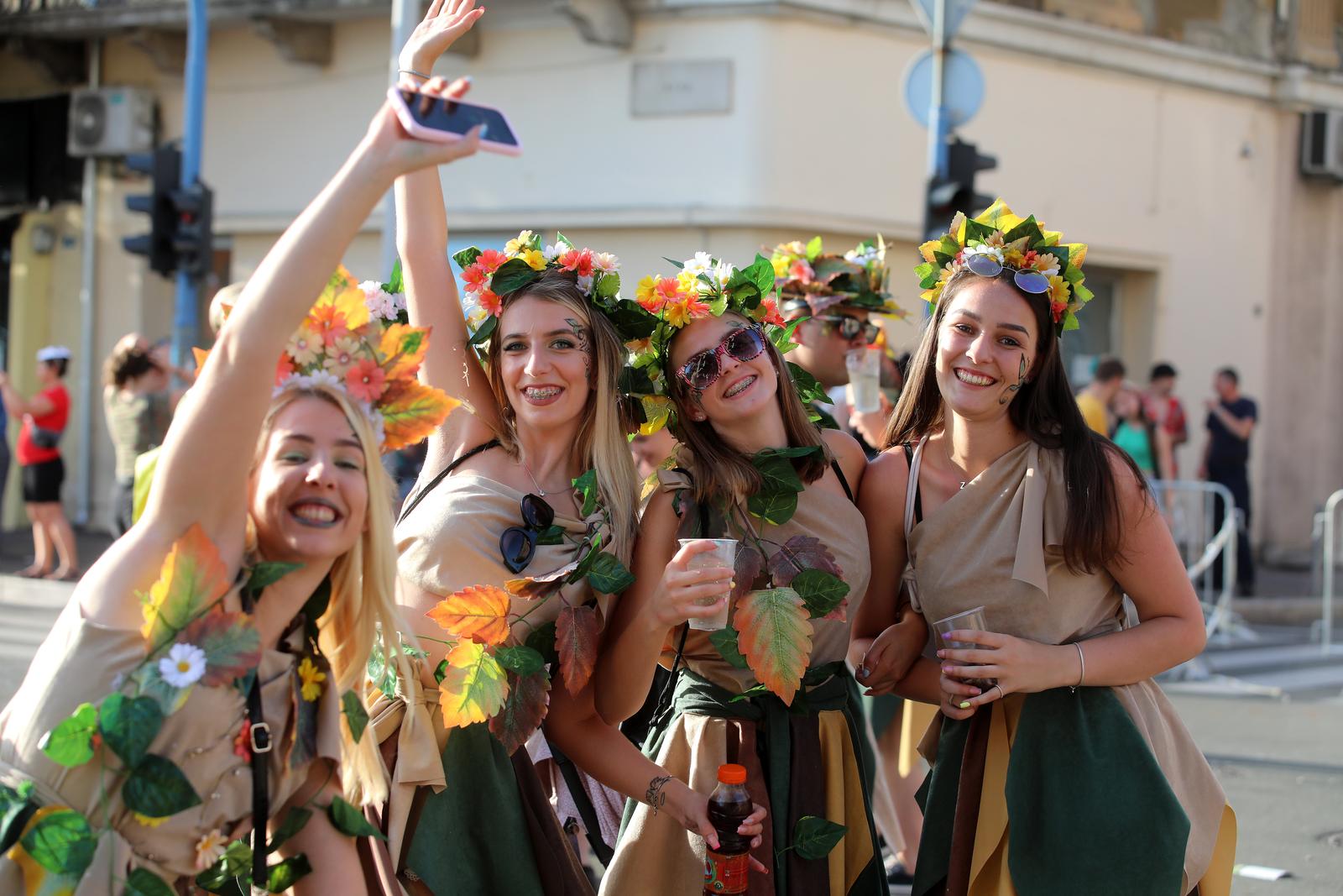 U Rijeci velika ljetna karnevalska povorka U Rijeci velika ljetna karnevalska povorka