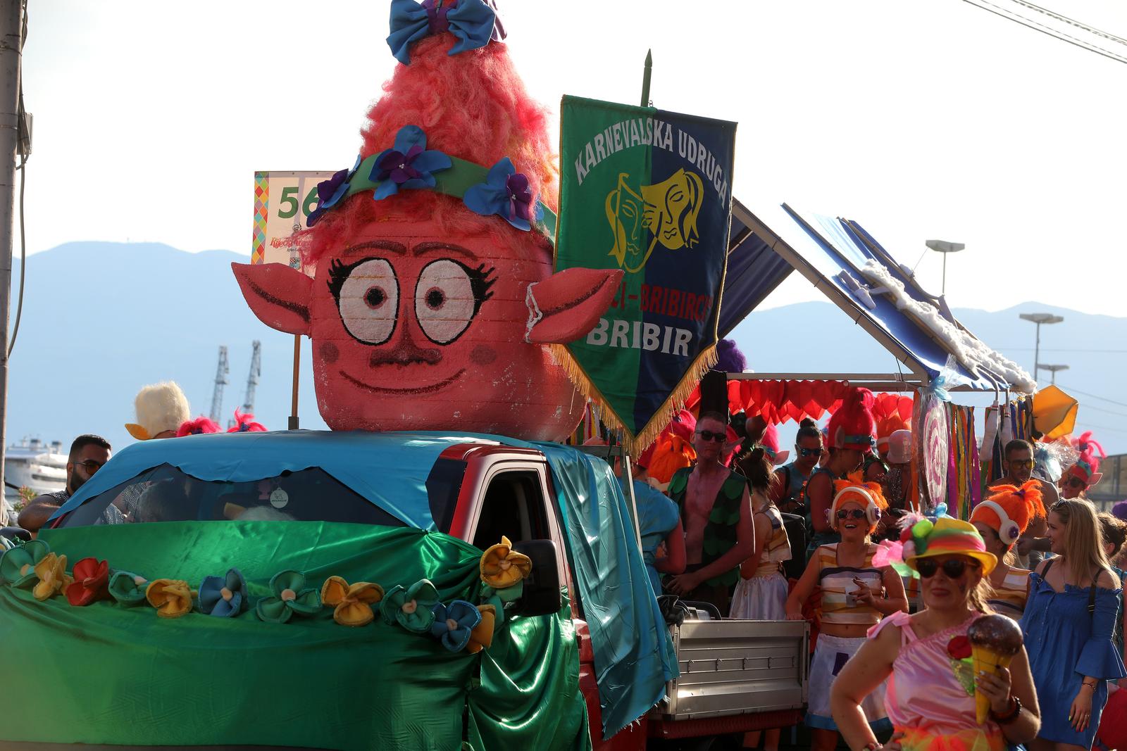 U Rijeci velika ljetna karnevalska povorka U Rijeci velika ljetna karnevalska povorka