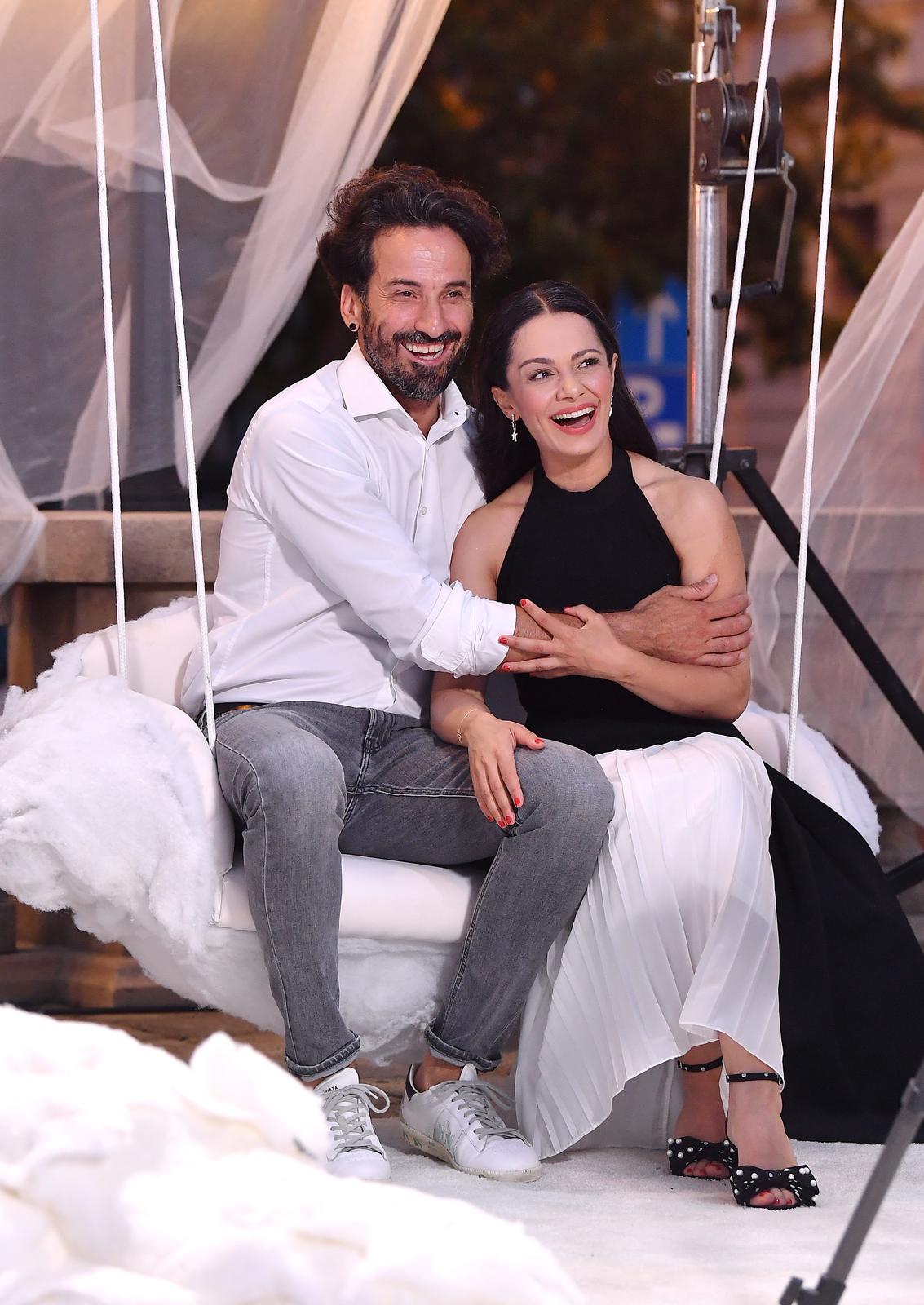 Zagreb: Zaljubljeni Marin Miletić i Kristina Krepela na partyju povodom 2. rođendana podcasta Ane Radišić Zagreb: Zaljubljeni Marin Miletić i Kristina Krepela na partyju povodom 2. rođendana podcasta Ane Radišić