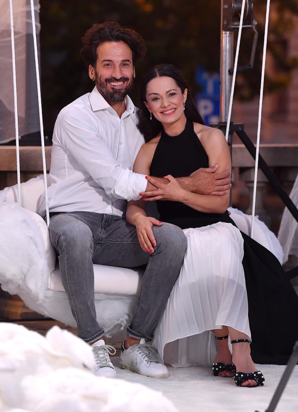 Zagreb: Zaljubljeni Marin Miletić i Kristina Krepela na partyju povodom 2. rođendana podcasta Ane Radišić Zagreb: Zaljubljeni Marin Miletić i Kristina Krepela na partyju povodom 2. rođendana podcasta Ane Radišić