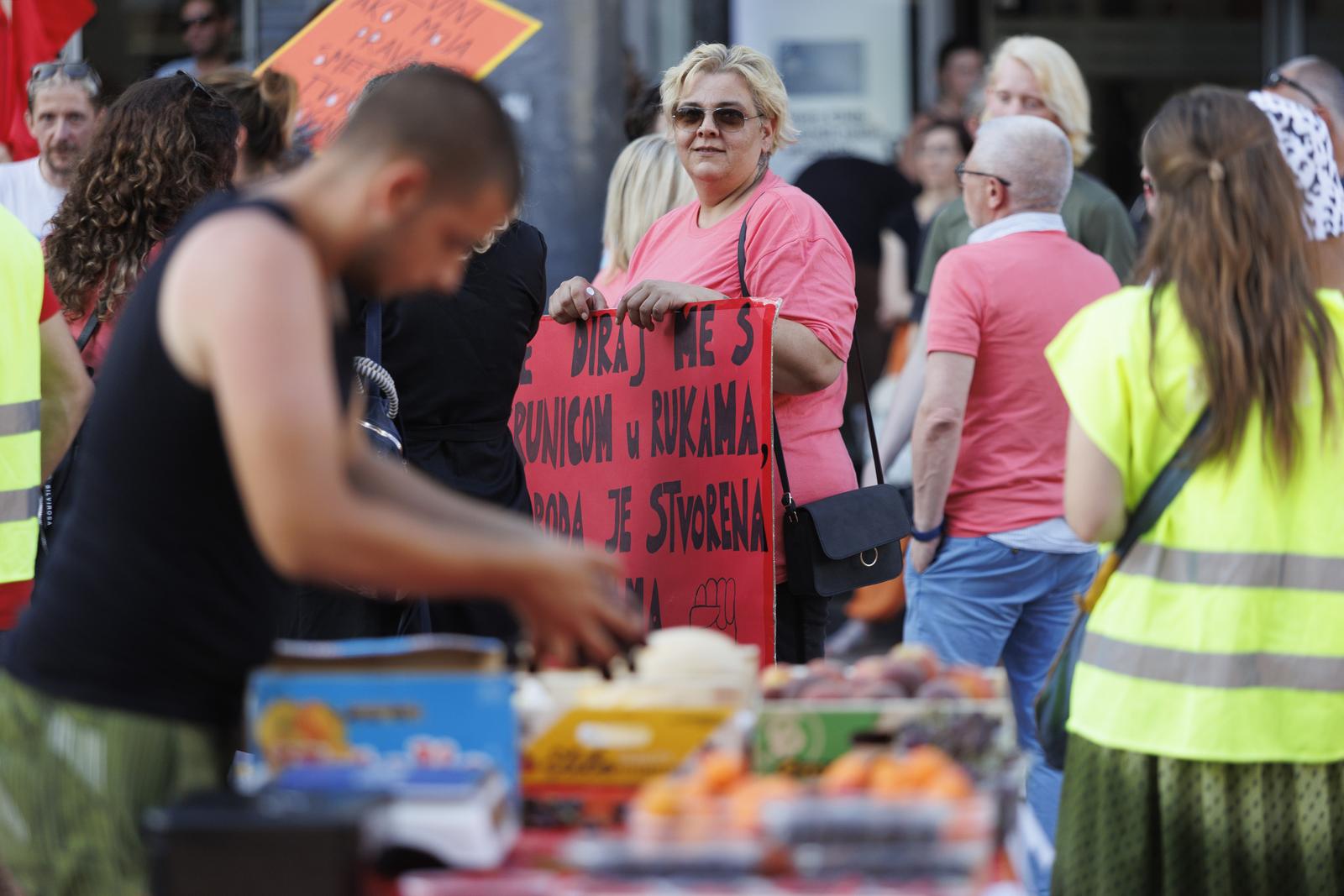 Rijeka: Mirno prosvjedno okupljanje “Hod za slobodu”