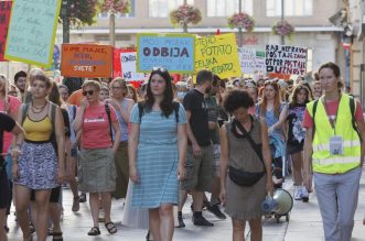 Rijeka: Mirno prosvjedno okupljanje “Hod za slobodu”