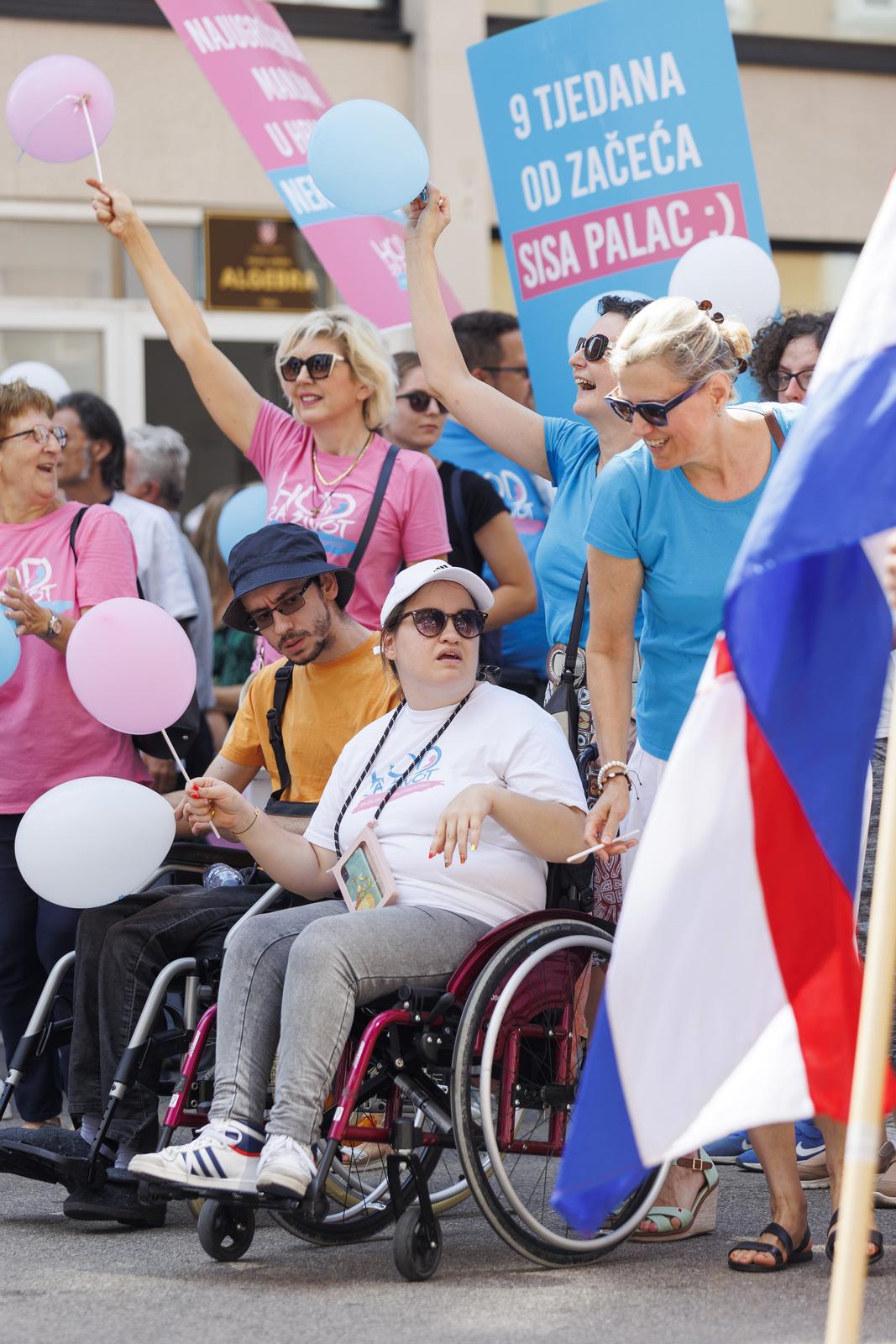 U Rijeci održan Hod za život pod nazivom “Život je zako” U Rijeci održan Hod za život pod nazivom “Život je zako”