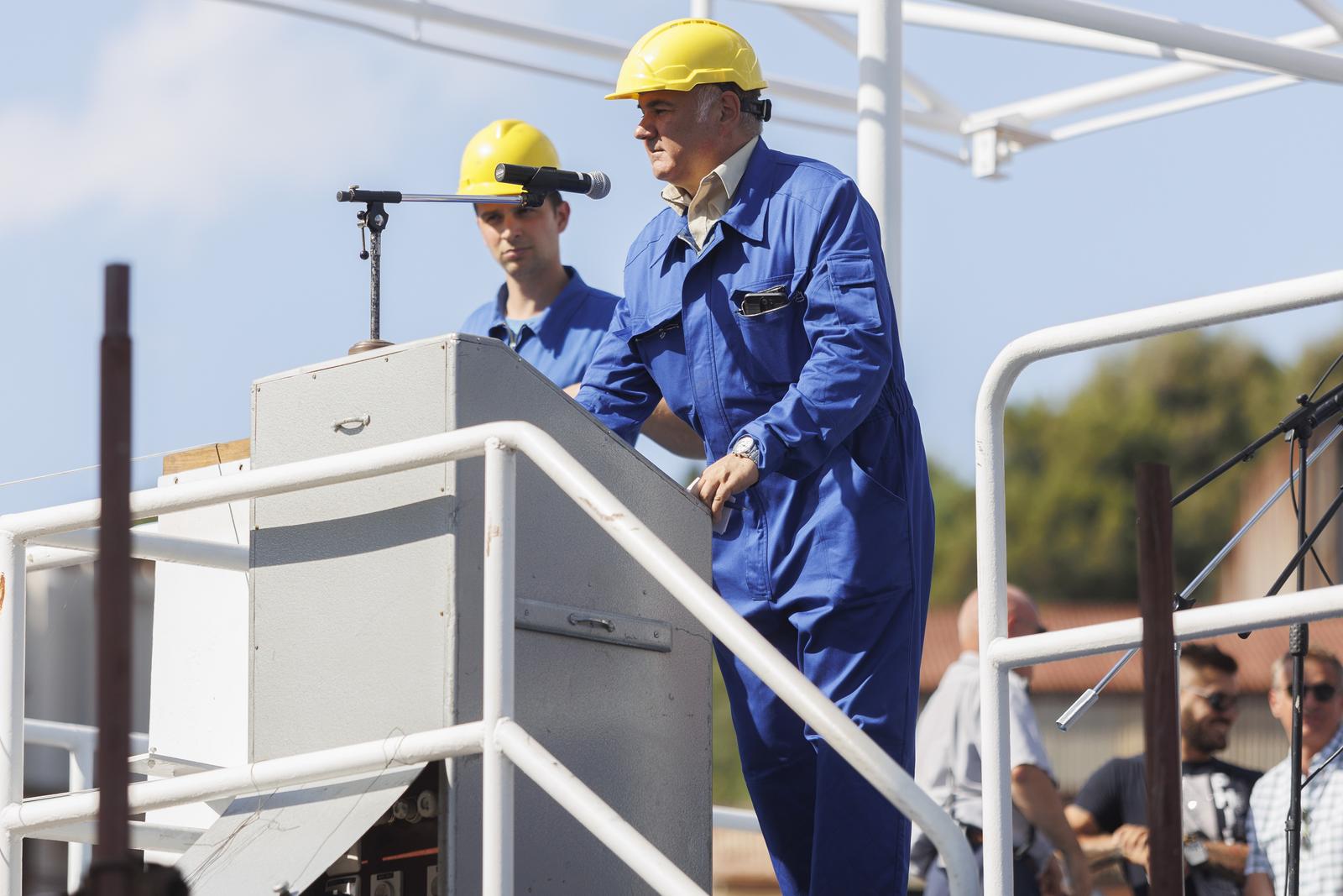 U riječkom brodogradilištu 3. Maj u more porinut kruzer za australskog naručitelja U riječkom brodogradilištu 3. Maj u more porinut kruzer za australskog naručitelja