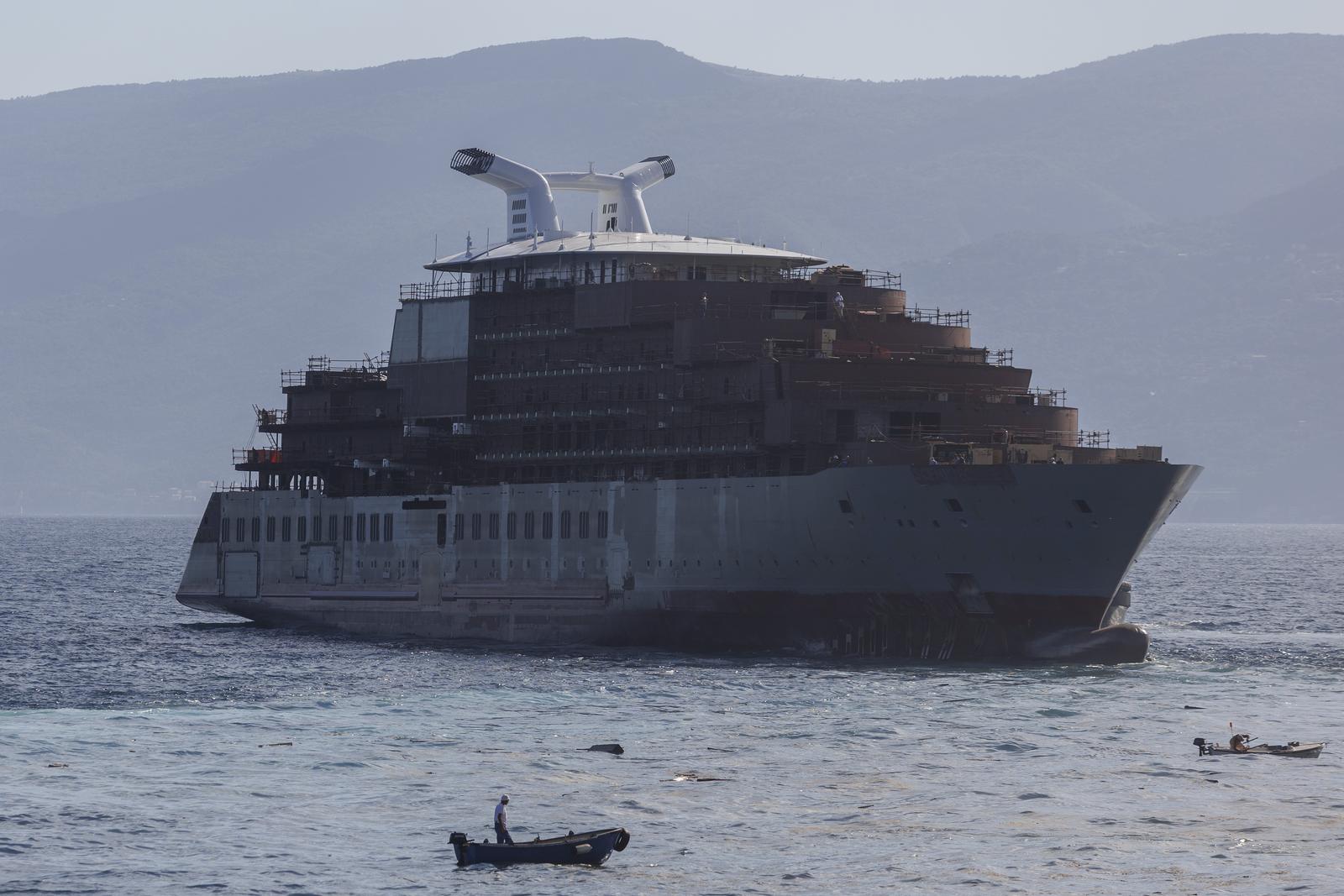 U riječkom brodogradilištu 3. Maj u more porinut kruzer za australskog naručitelja U riječkom brodogradilištu 3. Maj u more porinut kruzer za australskog naručitelja