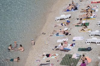 Rijeka: Plaža Sablićevo od jutra je puna kupača