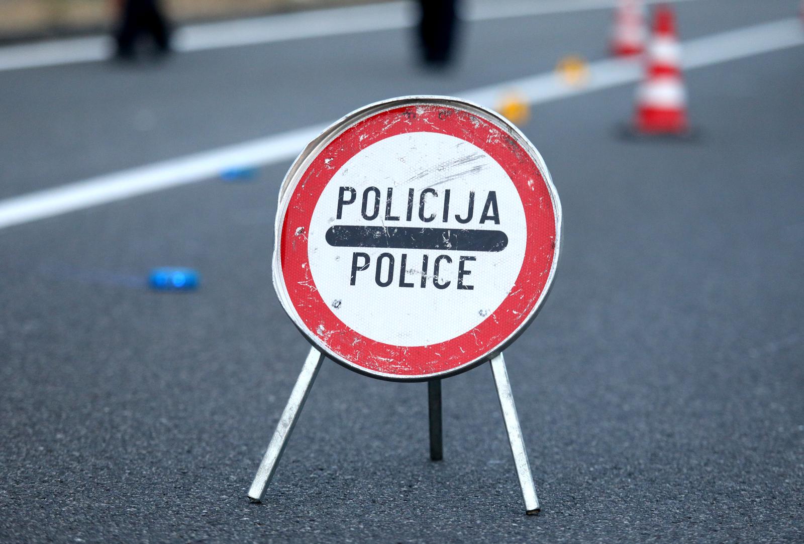 Jedna osoba poginula u slijetanju vozila u Šparadićima, policijski očevid u tijeku