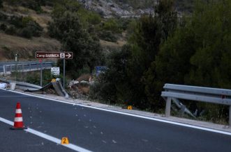 Jedna osoba poginula u slijetanju vozila u Šparadićima, policijski očevid u tijeku