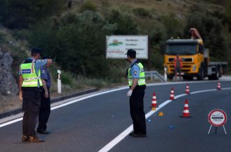 Jedna osoba poginula u slijetanju vozila u Šparadićima, policijski očevid u tijeku