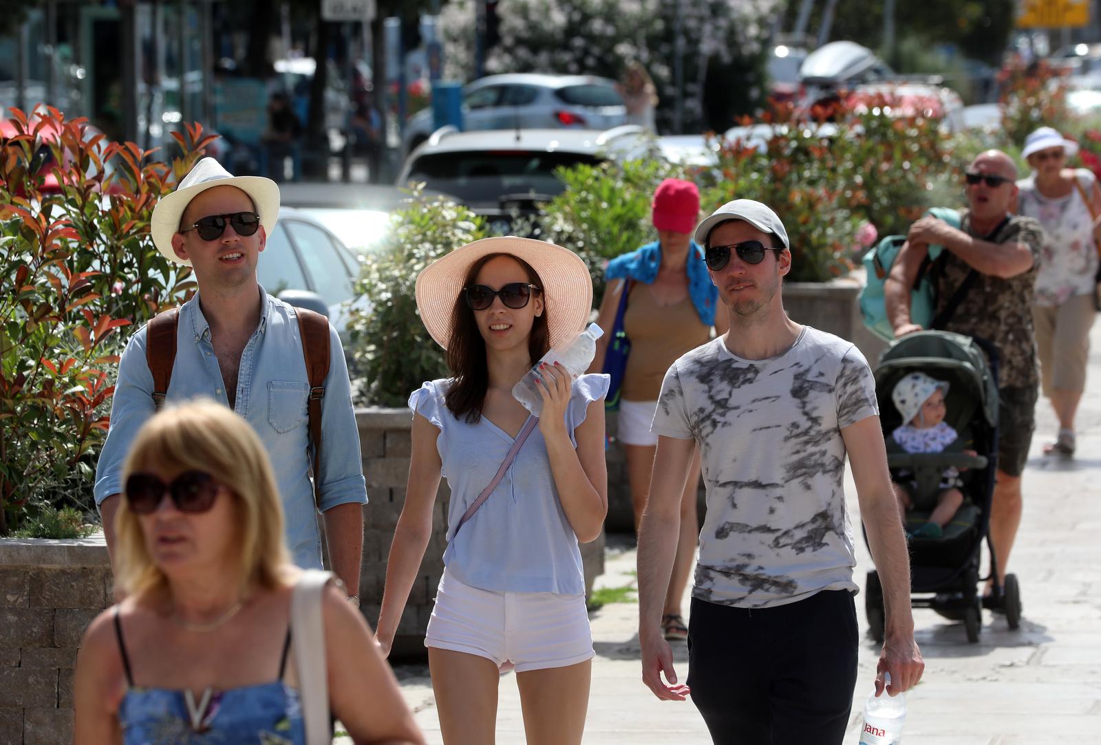 Vrućine na ulicama grada Rijeke Vrućine na ulicama grada Rijeke