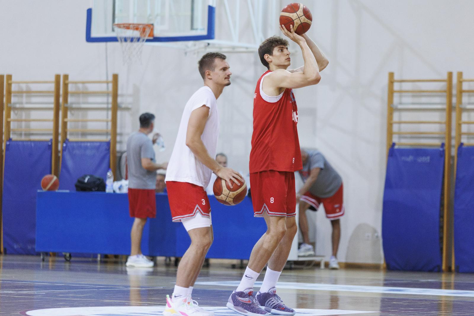 Opatija: Trening hrvatskih košarkaša uoči kvalifikacijske utakmice za Svjetsko prvenstvo protiv Finske Opatija: Trening hrvatskih košarkaša uoči kvalifikacijske utakmice za Svjetsko prvenstvo protiv Finske