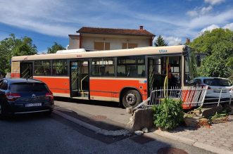 grbci autobus 12