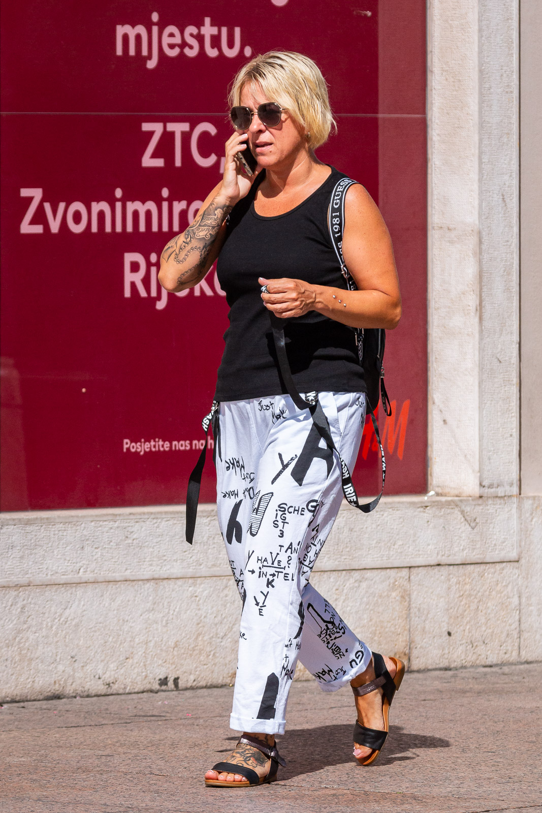 klikom 24.6 (10) klikom 24.6 (10)