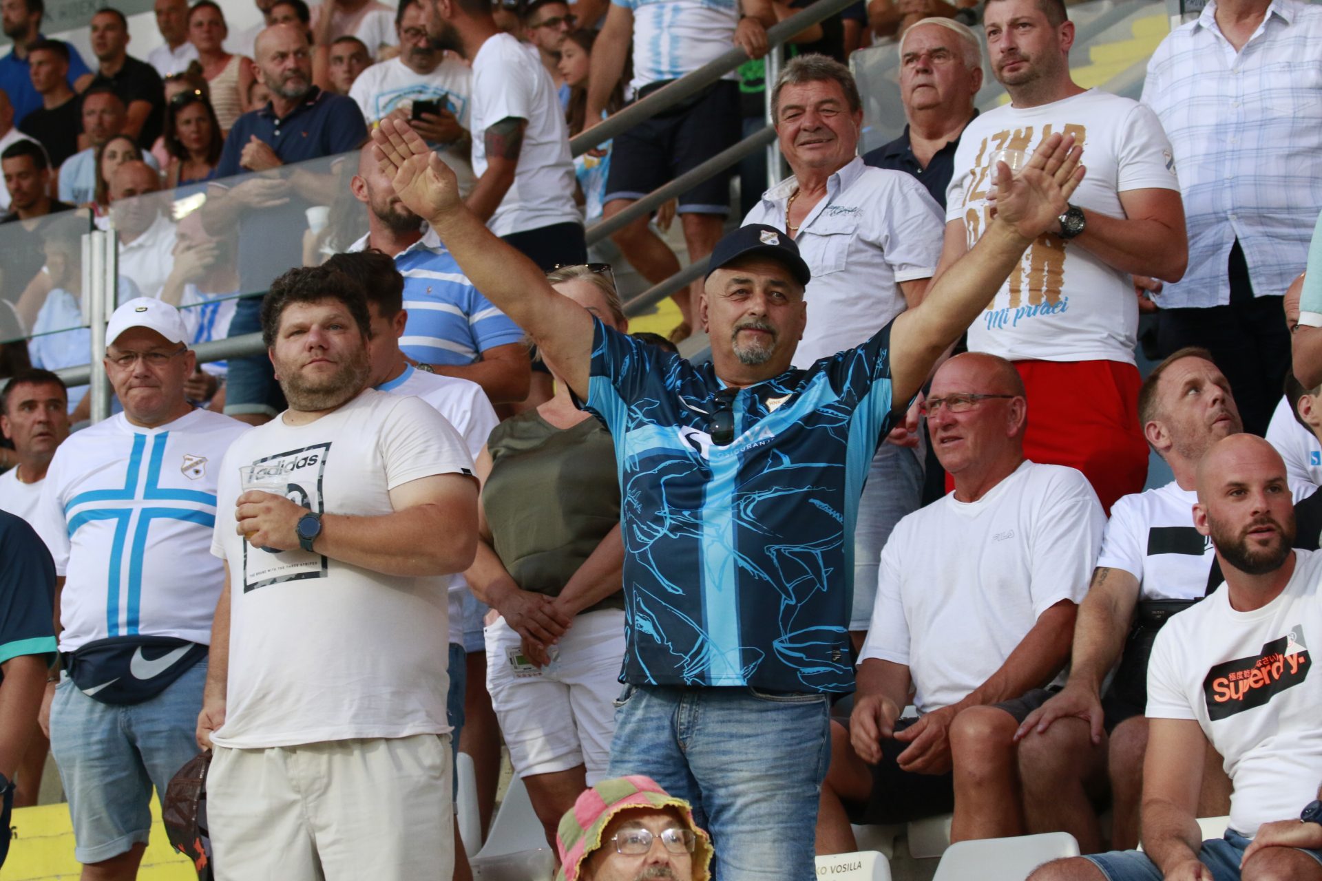 20220721204038__MG_9635 20220721204038__MG_9635