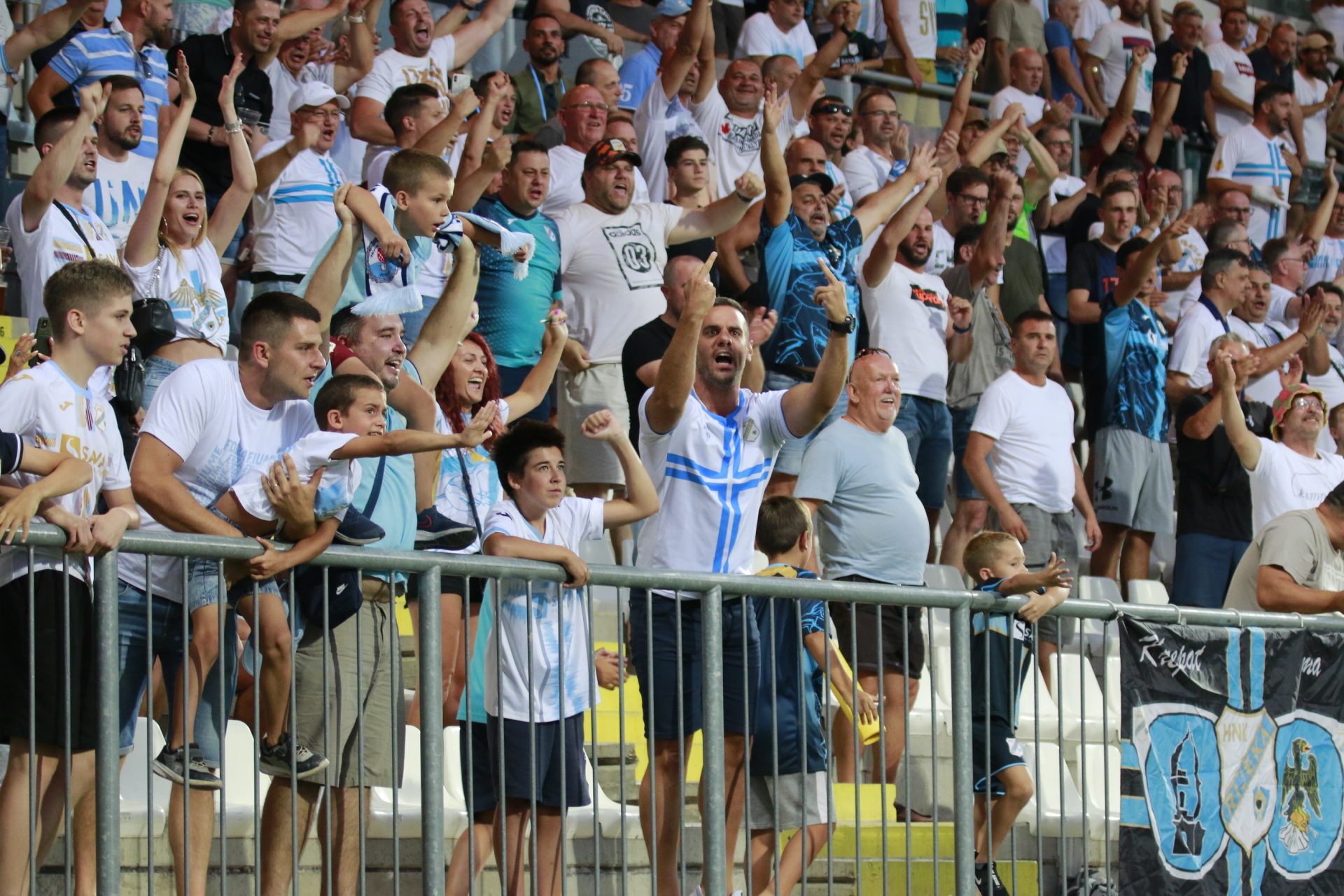 20220721205443__MG_9656 20220721205443__MG_9656