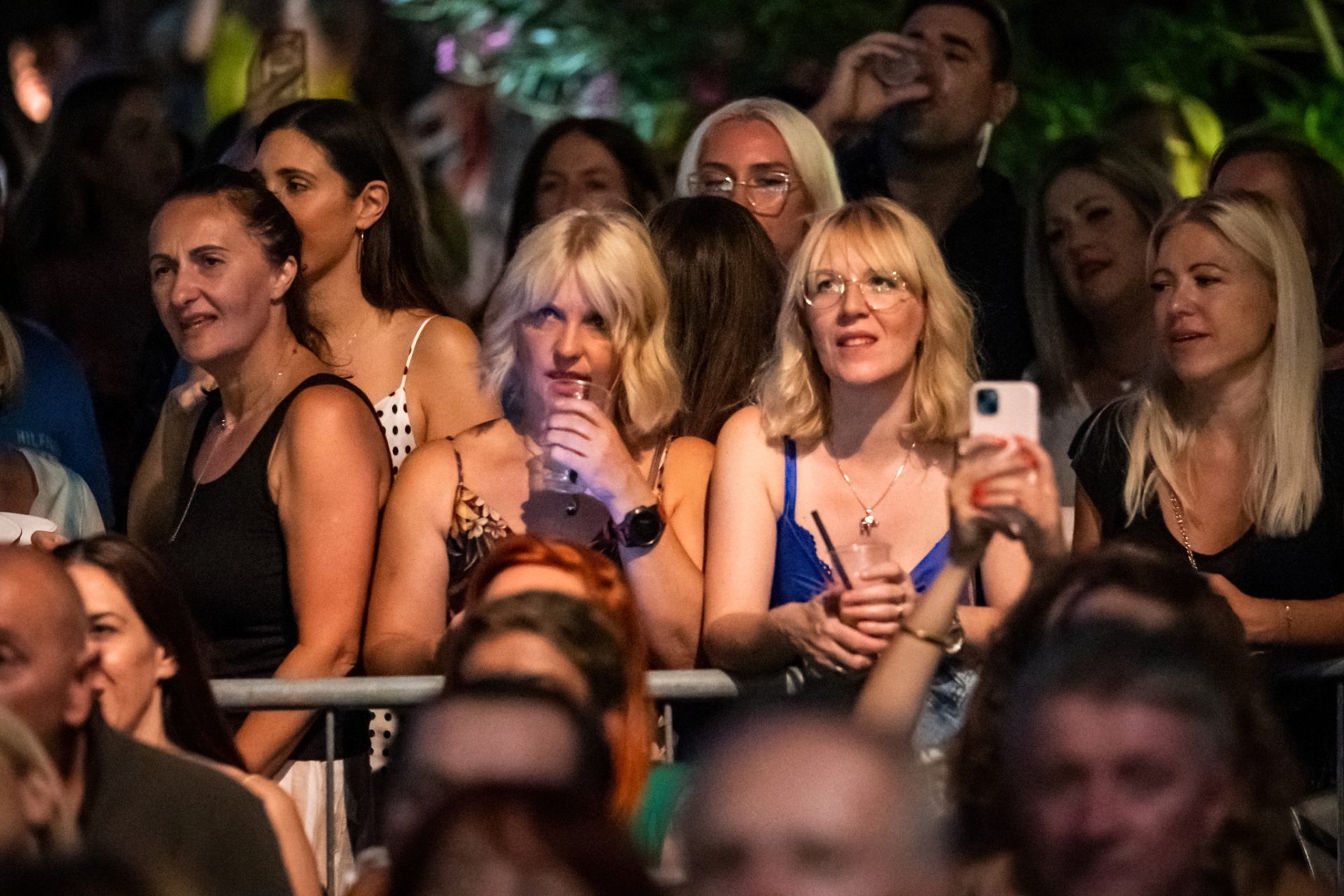 2022_07_13-21_46_42-00153_ILCE-7M3-low-light 2022_07_13-21_46_42-00153_ILCE-7M3-low-light