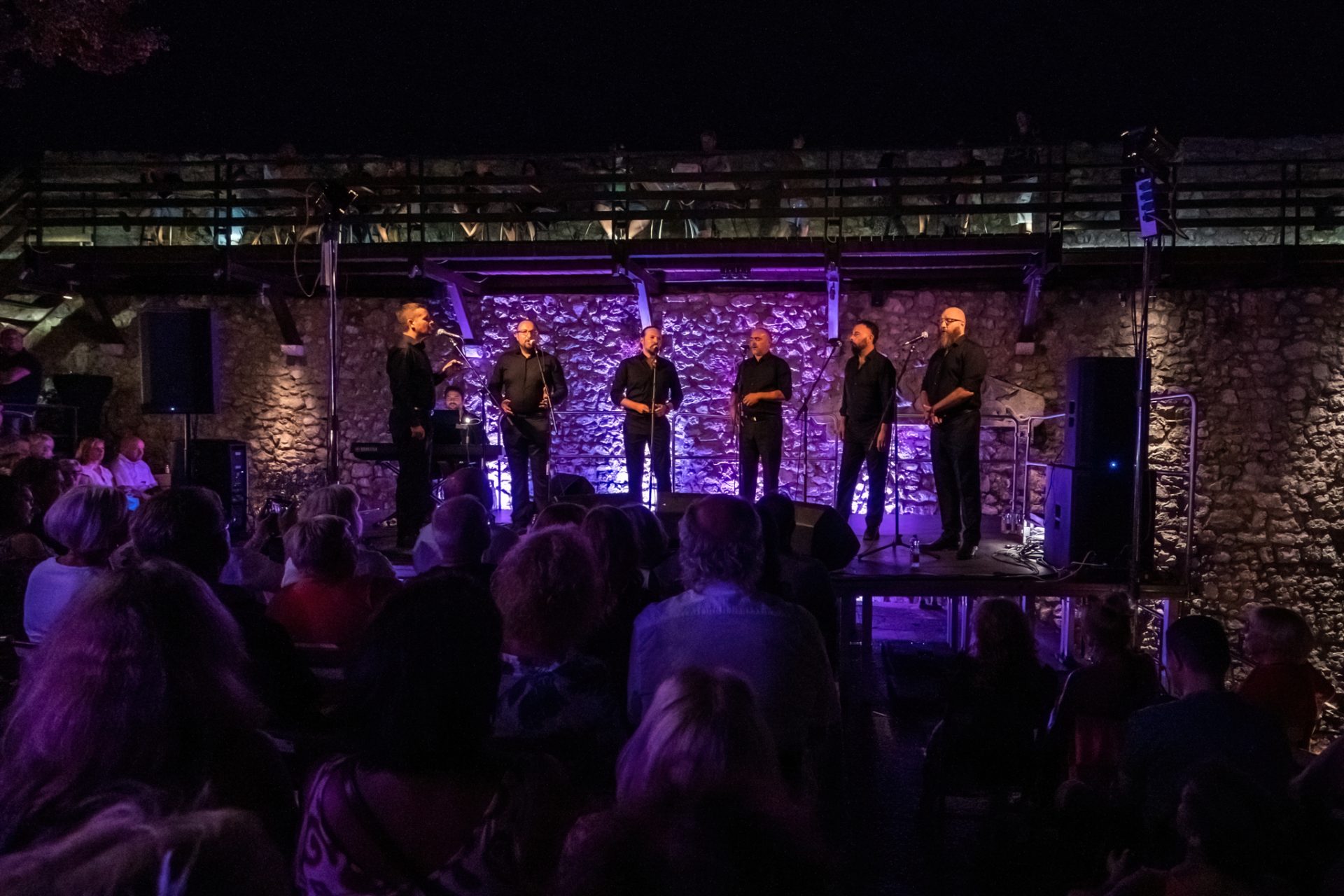 2022_07_29-21_34_57-00021_ILCE-7M3-low-light 2022_07_29-21_34_57-00021_ILCE-7M3-low-light