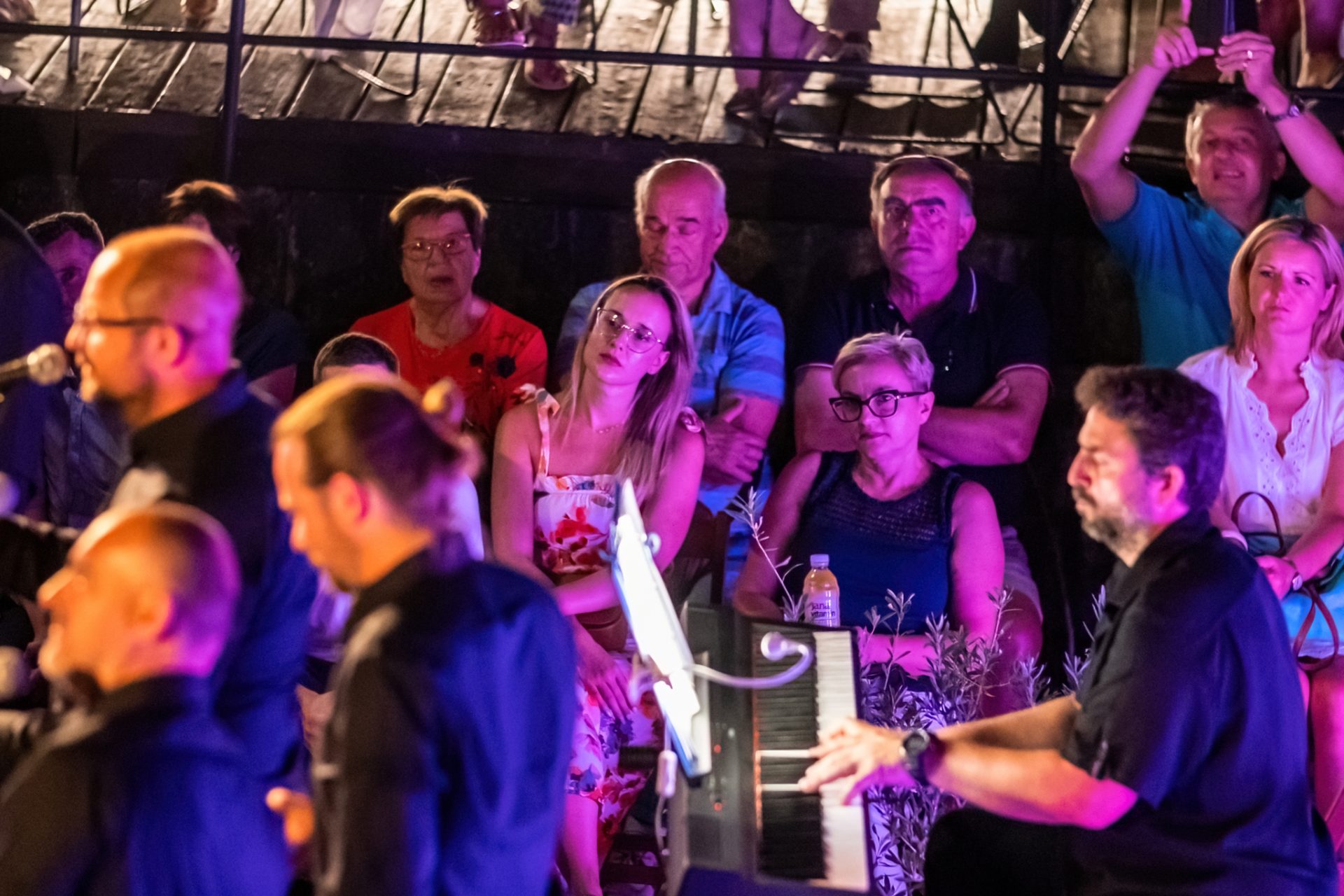 2022_07_29-22_32_32-00122_ILCE-7M3-low-light 2022_07_29-22_32_32-00122_ILCE-7M3-low-light