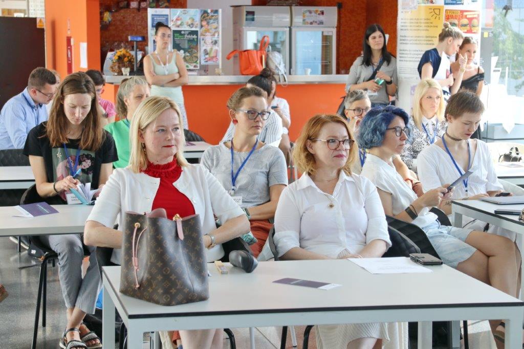 Međunarodni-simpozij-„Seksualno-i-rodno-uvjetovano-nasilje-i-njegova-prevencija-u-obrazovanju“-10 Međunarodni-simpozij-„Seksualno-i-rodno-uvjetovano-nasilje-i-njegova-prevencija-u-obrazovanju“-10