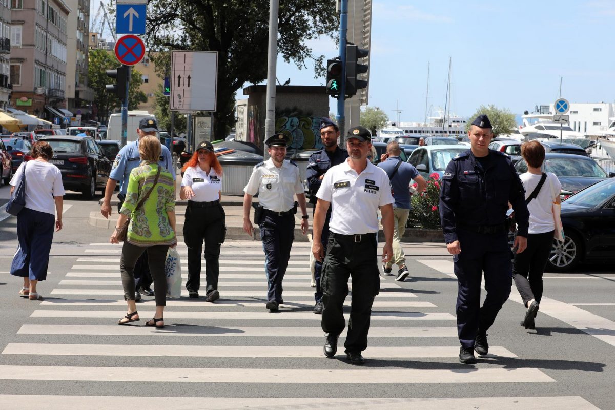 Rijeka: Strani policijski službenici iz Poljske, Njemačke i Slovačke u ophodnji gradom
