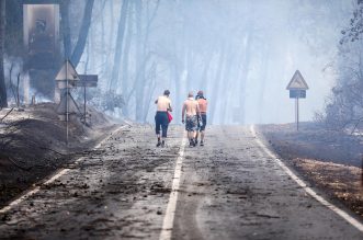 Pula: Hrabri stanovnici bore se s vatrom koja se približila njihovim domovima