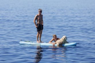 Rijeka: Psi beskrajno uživaju na psećoj plaži na Kantridi