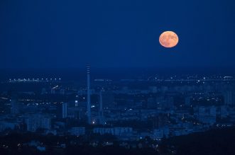 Najveći ovogodišnji supermjesec iznad panorame Zagreba