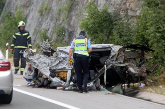 Jedna osoba poginula u prometnoj nesreći na A1 kod Ogulina