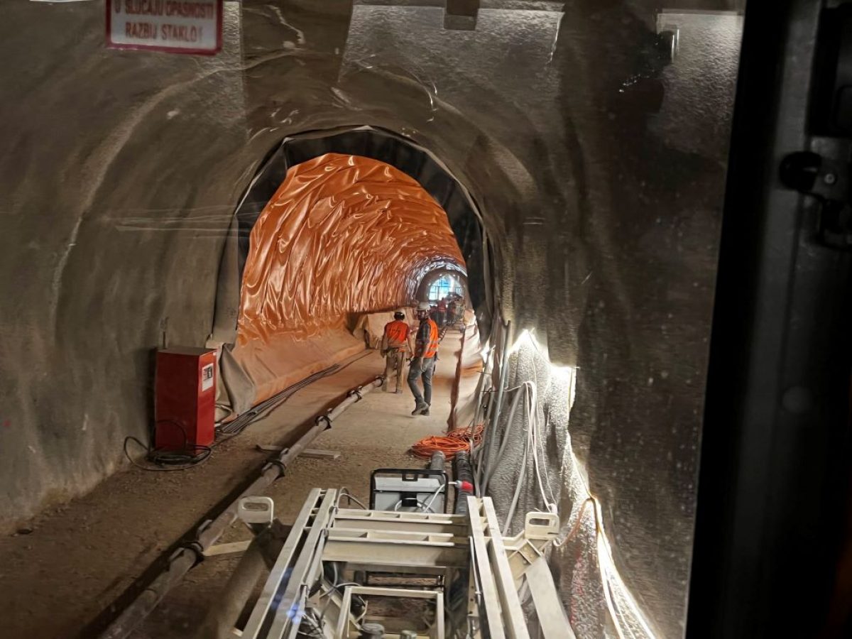 Slika 2-Obilazak gradilišta druge cijevi tunela Učka 12-07-2022