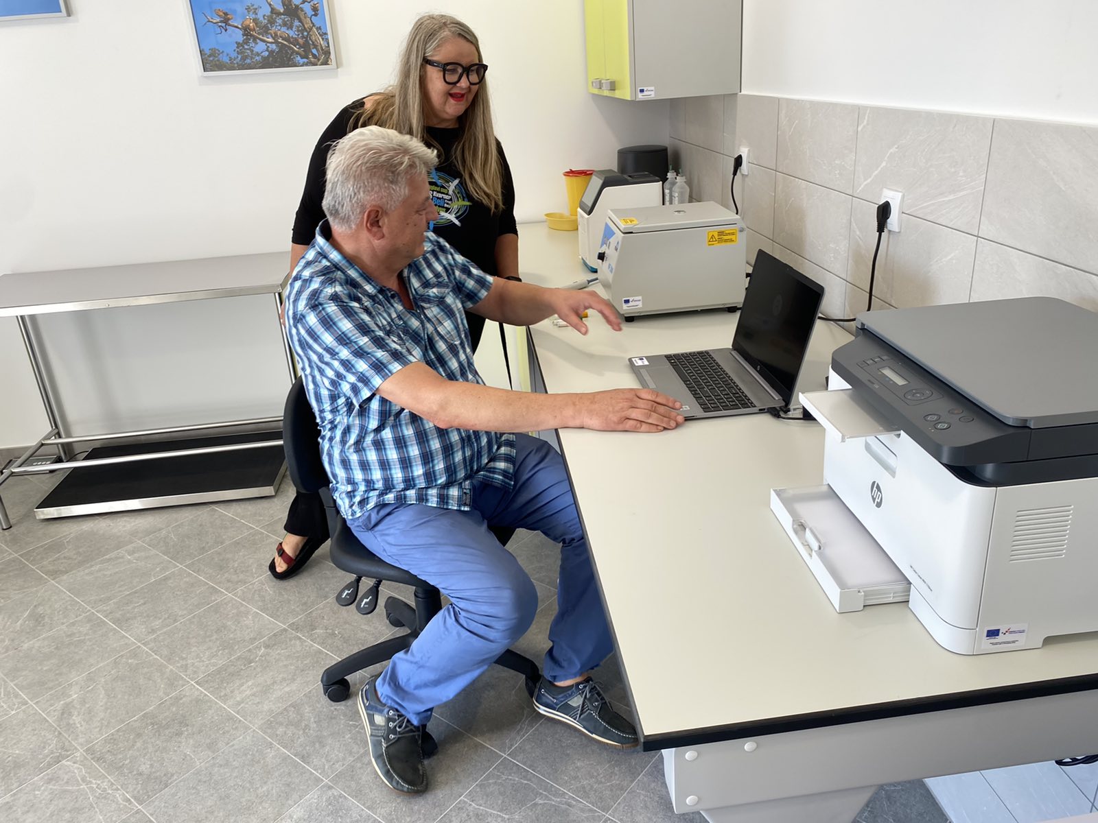 cres beli bjeloglavi sup (10) cres beli bjeloglavi sup (10)