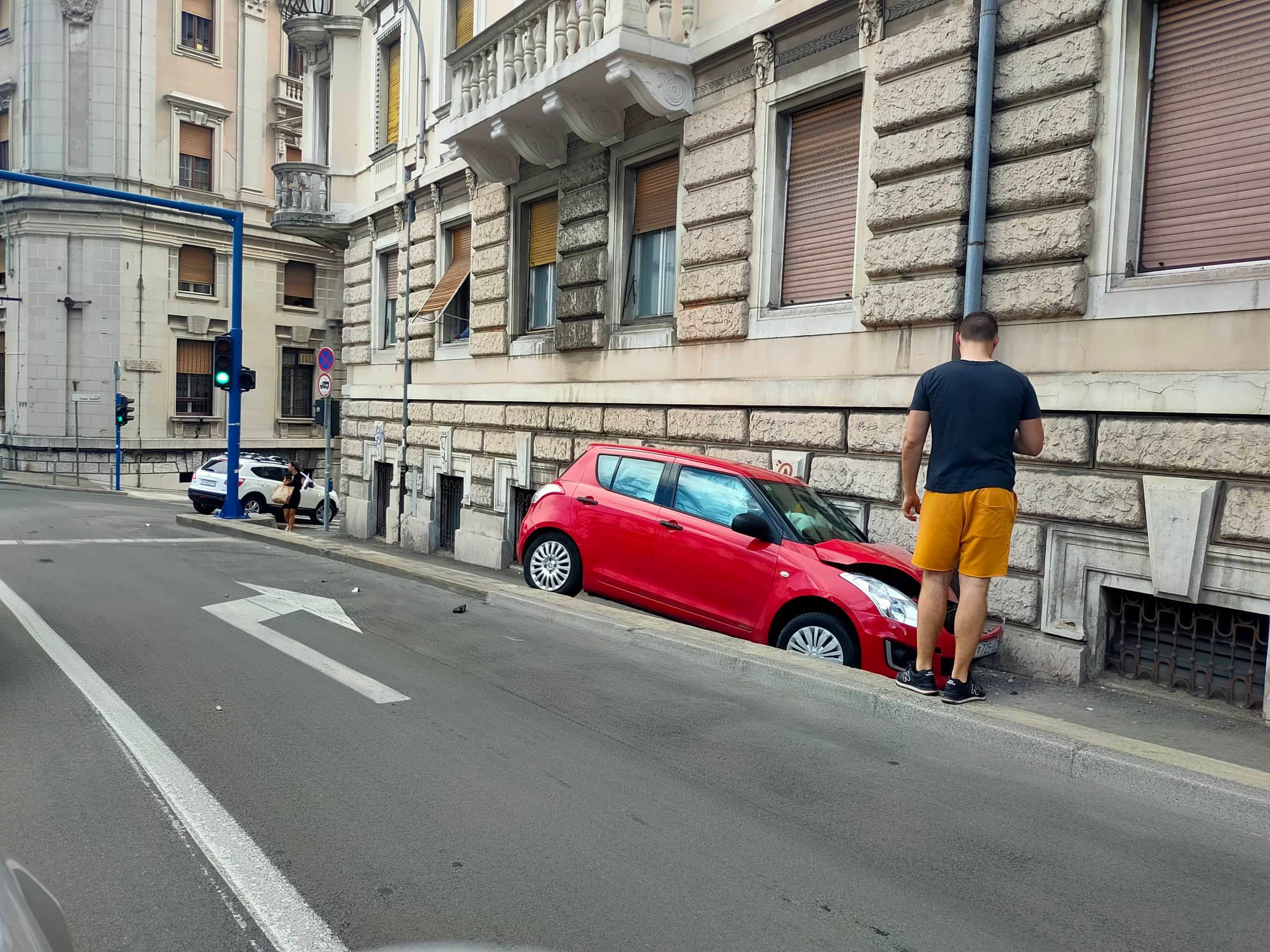 nesreća guvernerova 12