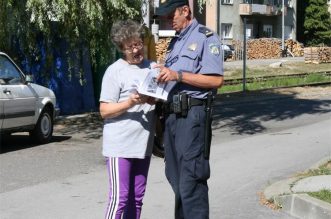 policija info punkt (5)