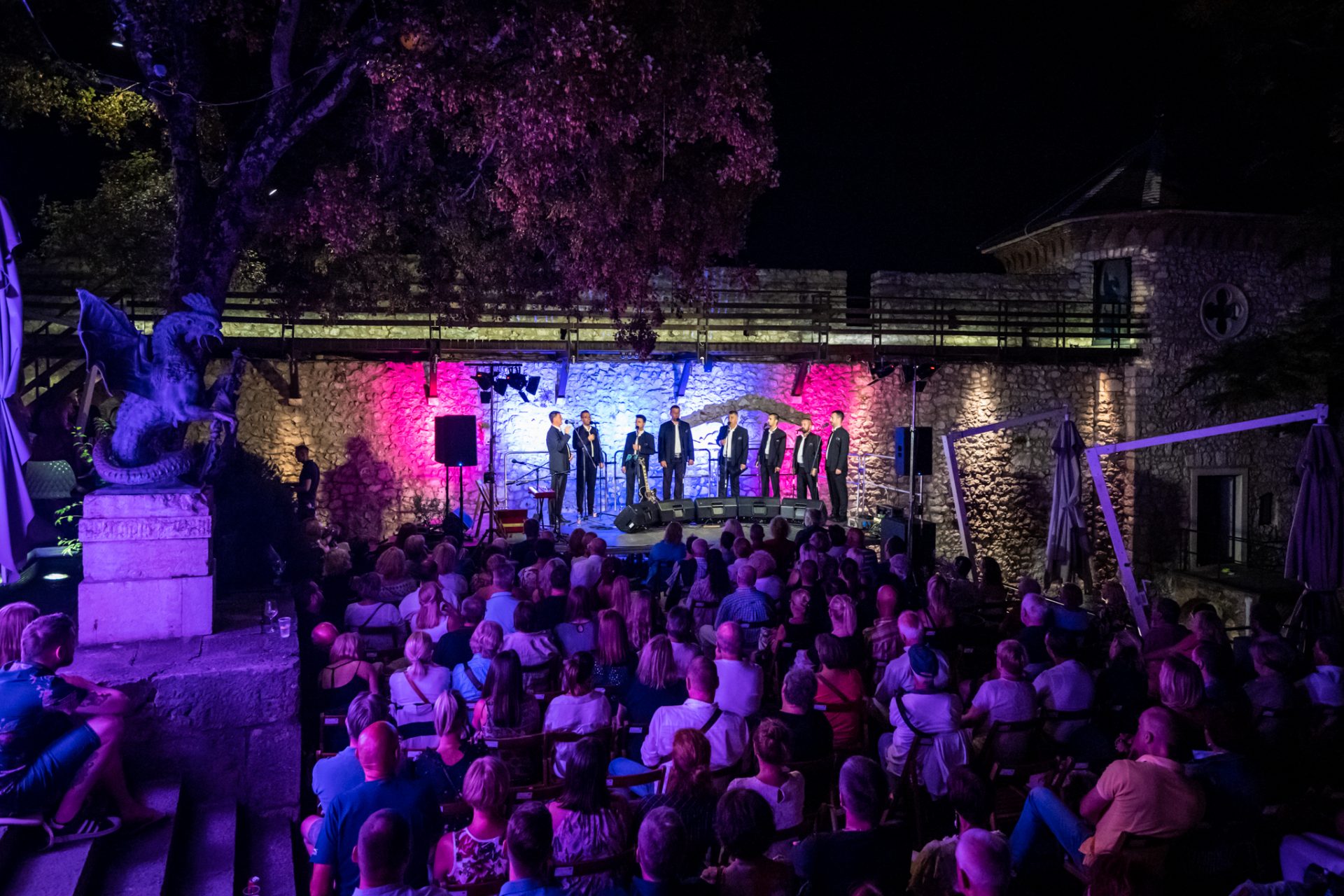 2022_08_12-21_41_48-00010_ILCE-7M3