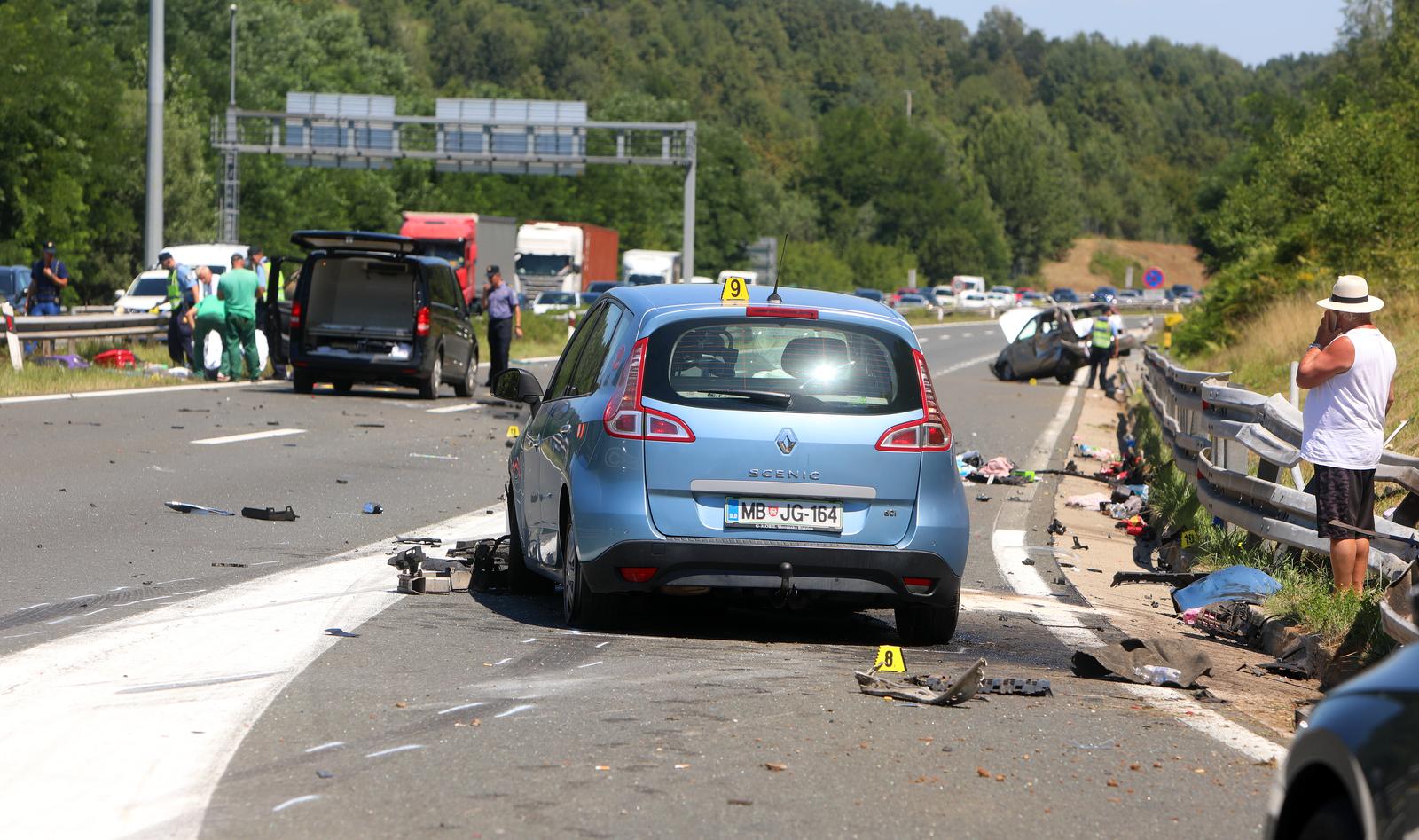 U prometnoj nesreći na autocesti A1 poginula jedna osoba, više ih je ozlijeđeno