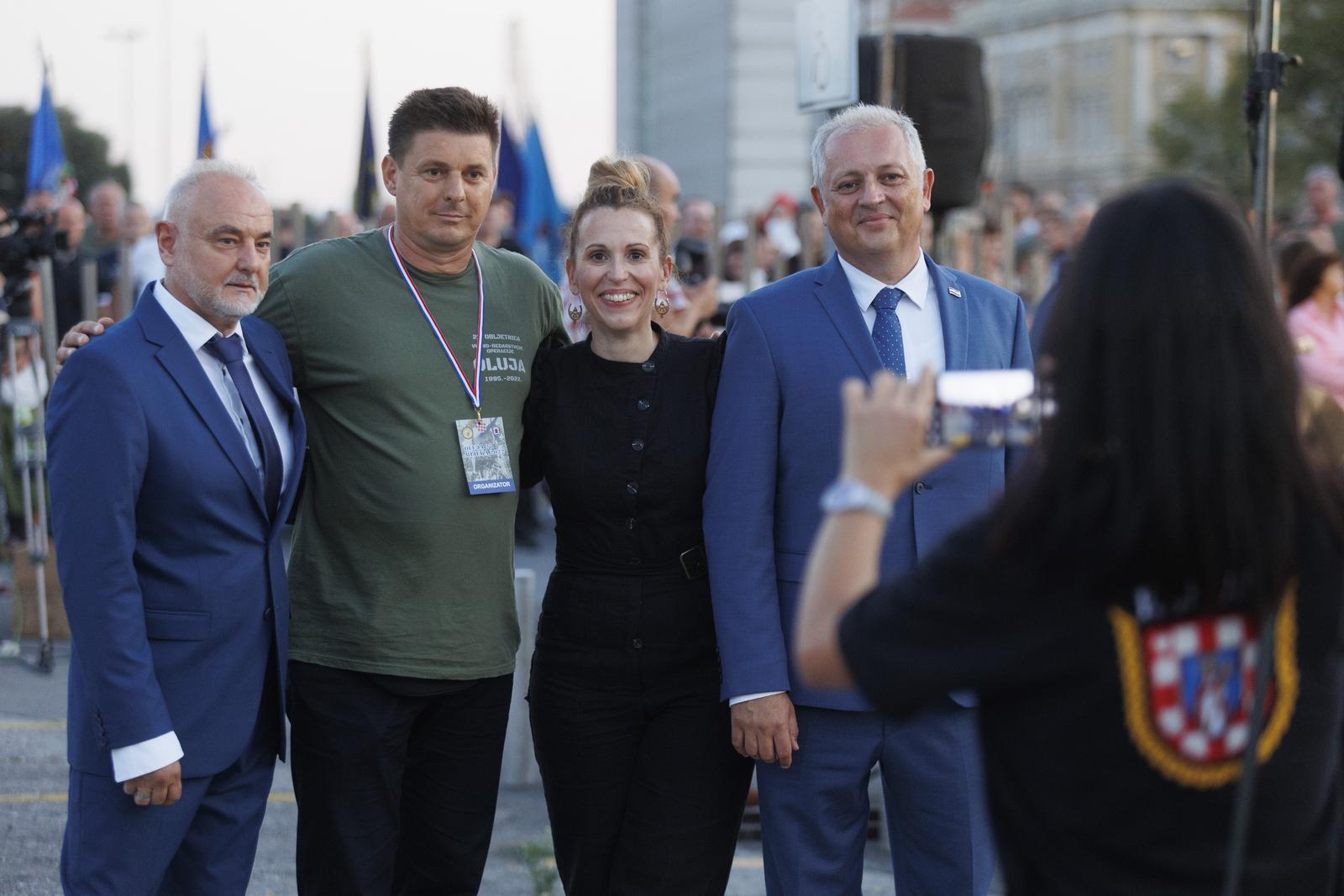 Rijeka: Bakljada na Trsatskoj gradini povodom obilježavanja Dana pobjede, Dana domovinske zahvalnosti i Dana hrvatskih branitelja Rijeka: Bakljada na Trsatskoj gradini povodom obilježavanja Dana pobjede, Dana domovinske zahvalnosti i Dana hrvatskih branitelja