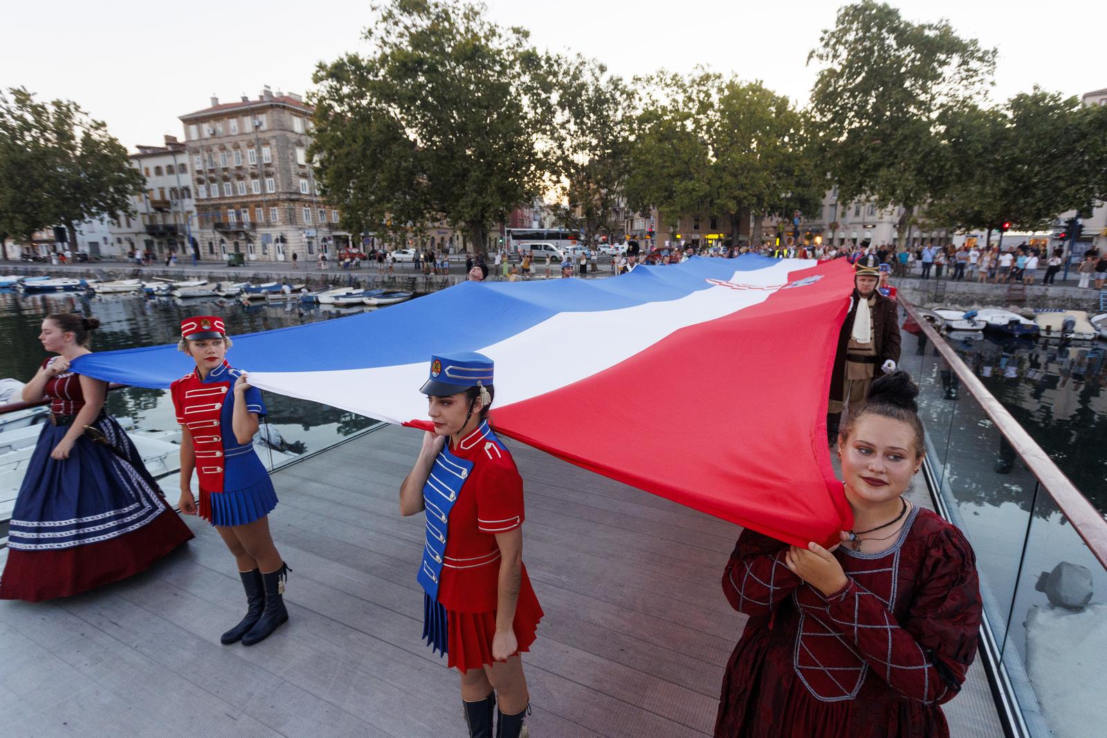 Rijeka: Bakljada na Trsatskoj gradini povodom obilježavanja Dana pobjede, Dana domovinske zahvalnosti i Dana hrvatskih branitelja Rijeka: Bakljada na Trsatskoj gradini povodom obilježavanja Dana pobjede, Dana domovinske zahvalnosti i Dana hrvatskih branitelja