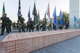 Rijeka: Bakljada na Trsatskoj gradini povodom  obilježavanja Dana pobjede, Dana domovinske zahvalnosti i Dana hrvatskih branitelja