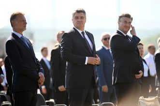 Knin: Zoran Milanović i Andrej Plenković zajedno u prvom redu na obljetnici Oluje