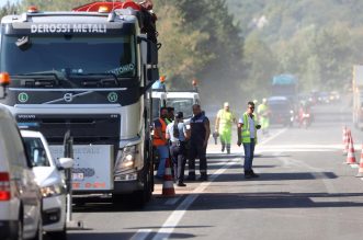 Učka: Sudarila se dva kombija i cisterna, jedna osoba poginula