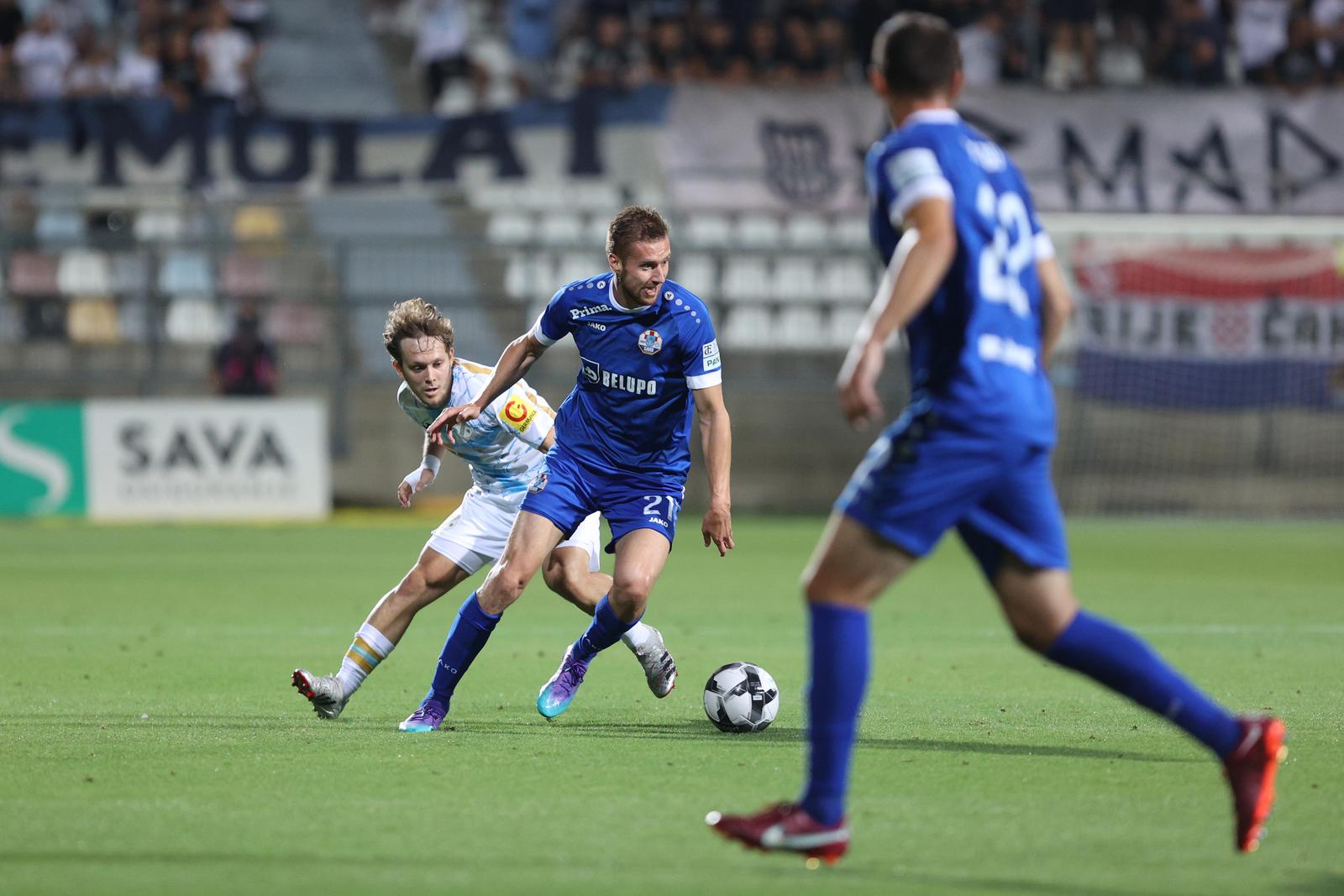 Rijeka: HNK Rijeka i NK Slaven Belupo sastali se u u 5. kolu Prve HNL Rijeka: HNK Rijeka i NK Slaven Belupo sastali se u u 5. kolu Prve HNL