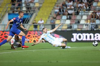 Rijeka: HNK Rijeka i NK Slaven Belupo sastali se u u 5. kolu Prve HNL