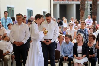 Premijer Plenkovi? na misi u Svetitu Majke Boje Trsatske povodom blagdana Velike Gospe