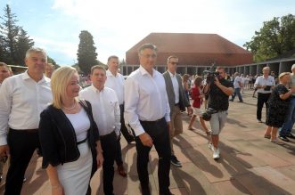 Premijer Plenković na misi u Svetištu Majke Božje Trsatske povodom blagdana Velike Gospe