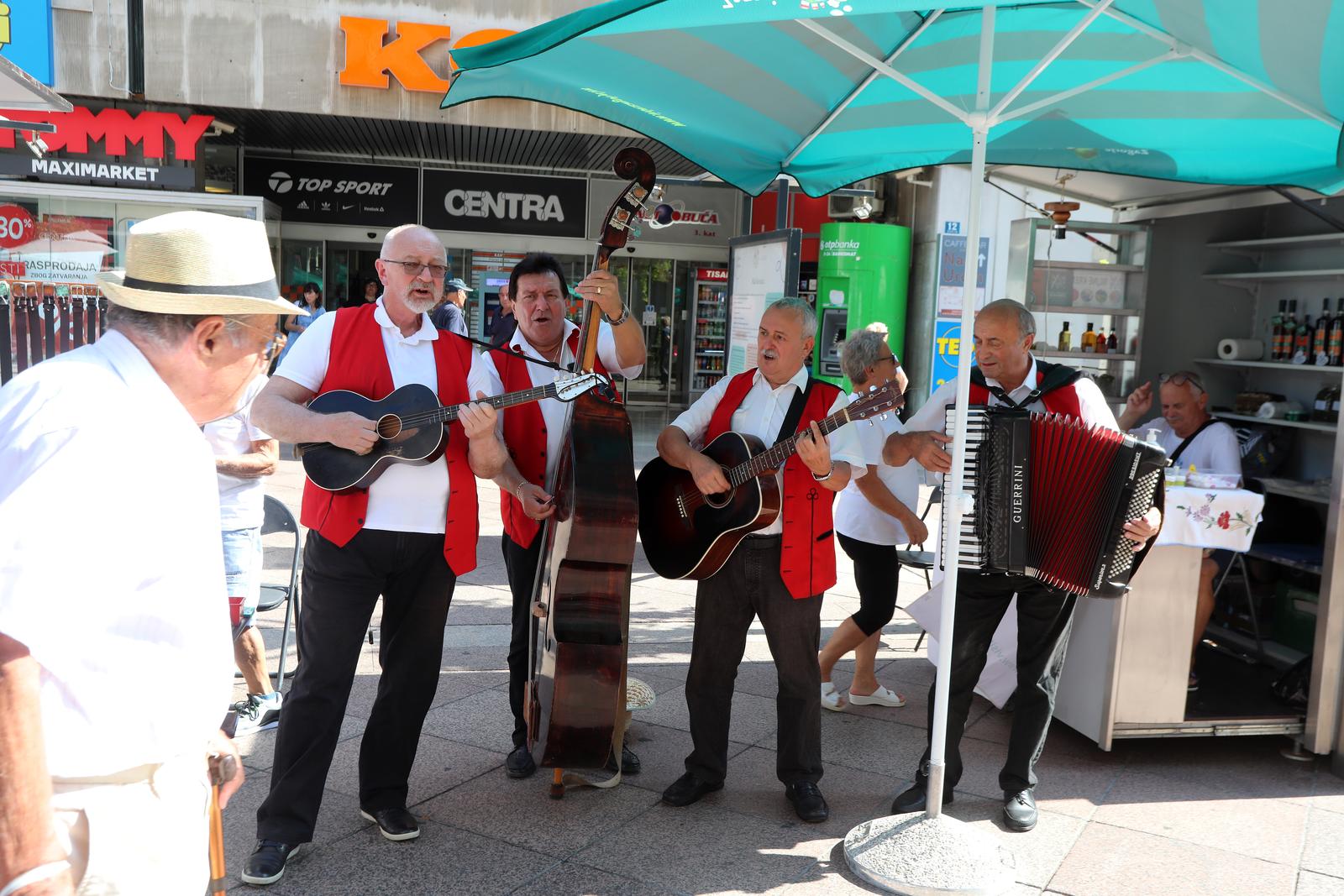 Rijeka: Manifestacija 100 % zagorsko na Korzu