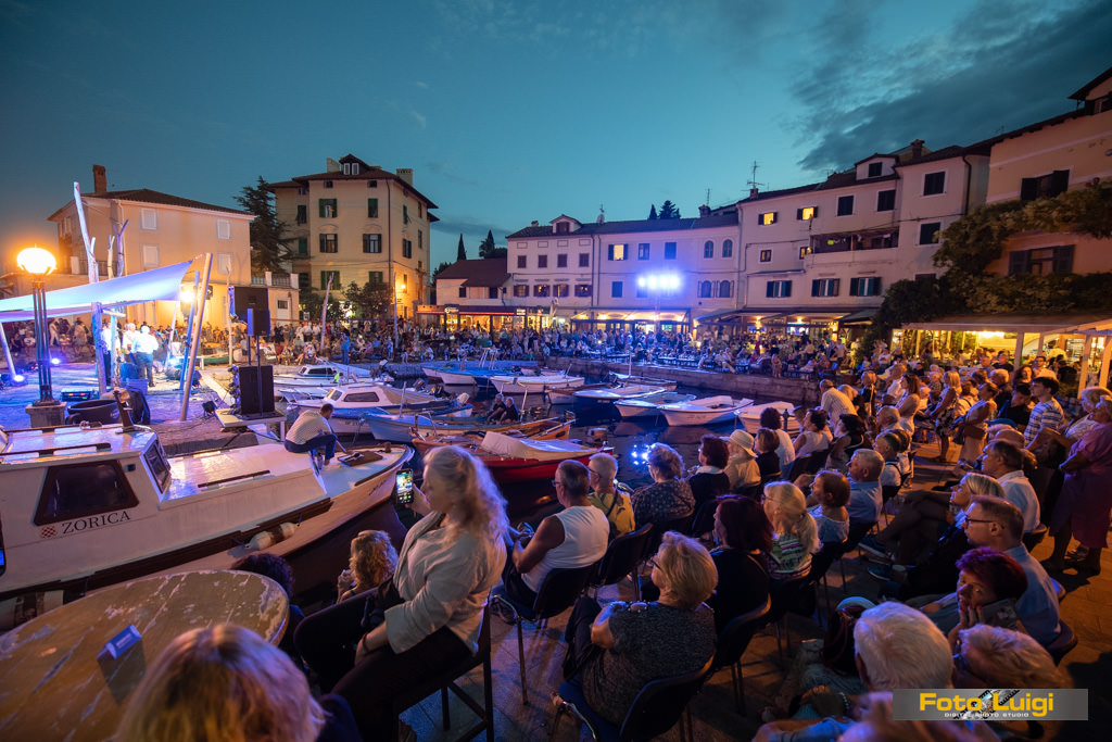 Foto Luigi Opatija, Grad Opatija, Klape va Mandraće 2022 (19) Foto Luigi Opatija, Grad Opatija, Klape va Mandraće 2022 (19)